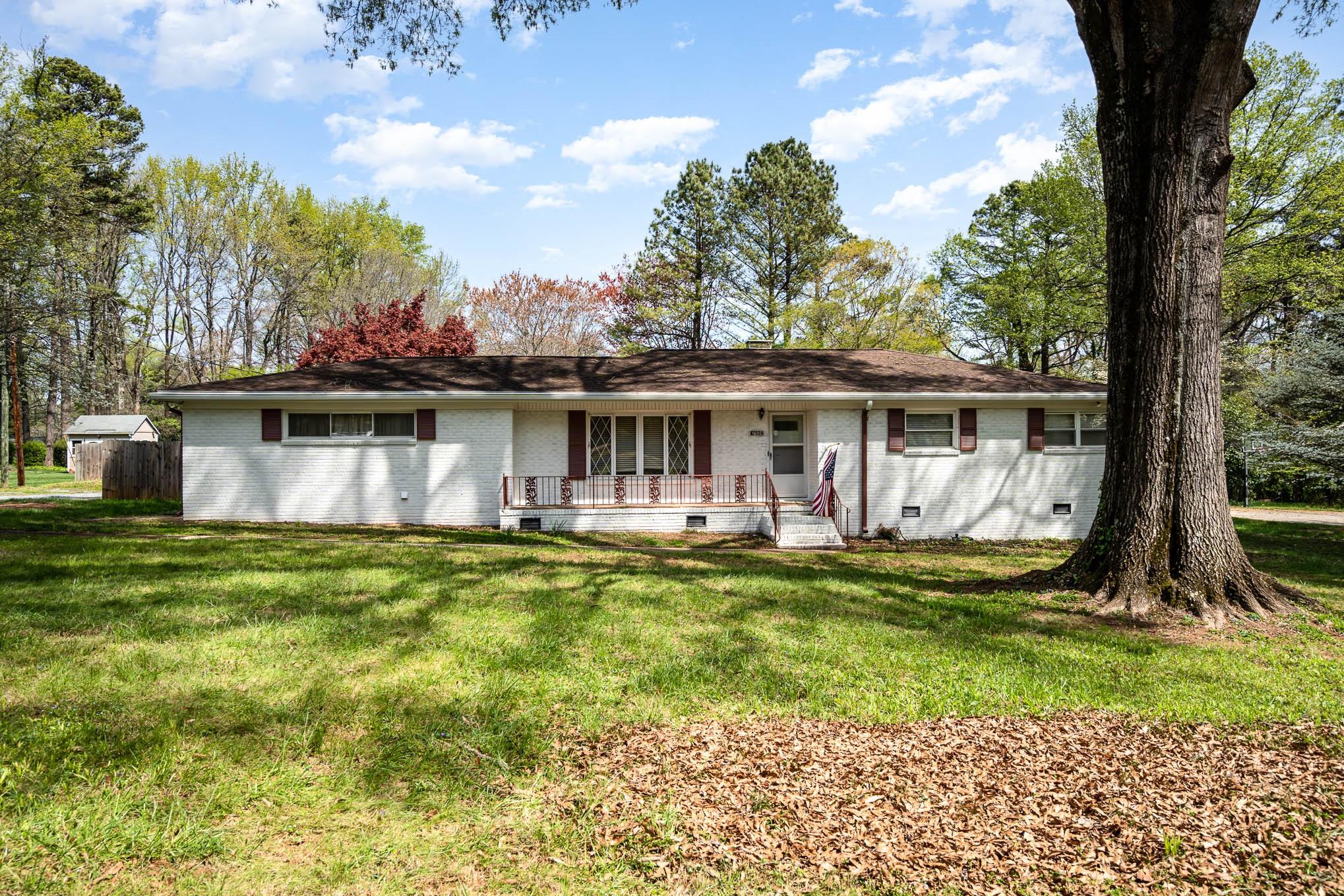 7024 Linda Lake Drive Charlotte NC 28215