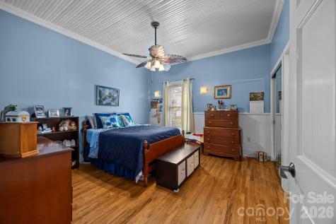 1223 S Lafayette Street Shelby NC 28152
