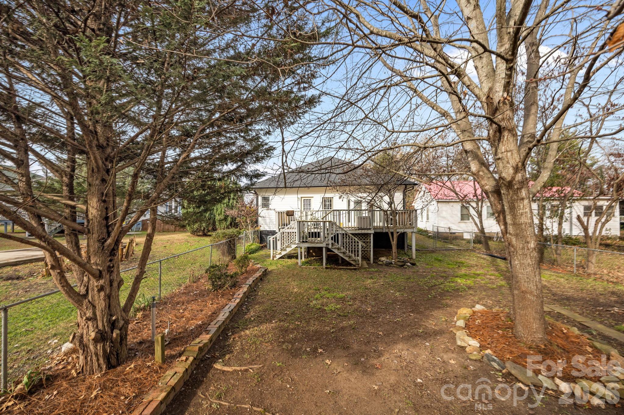 1223 S Lafayette Street Shelby NC 28152