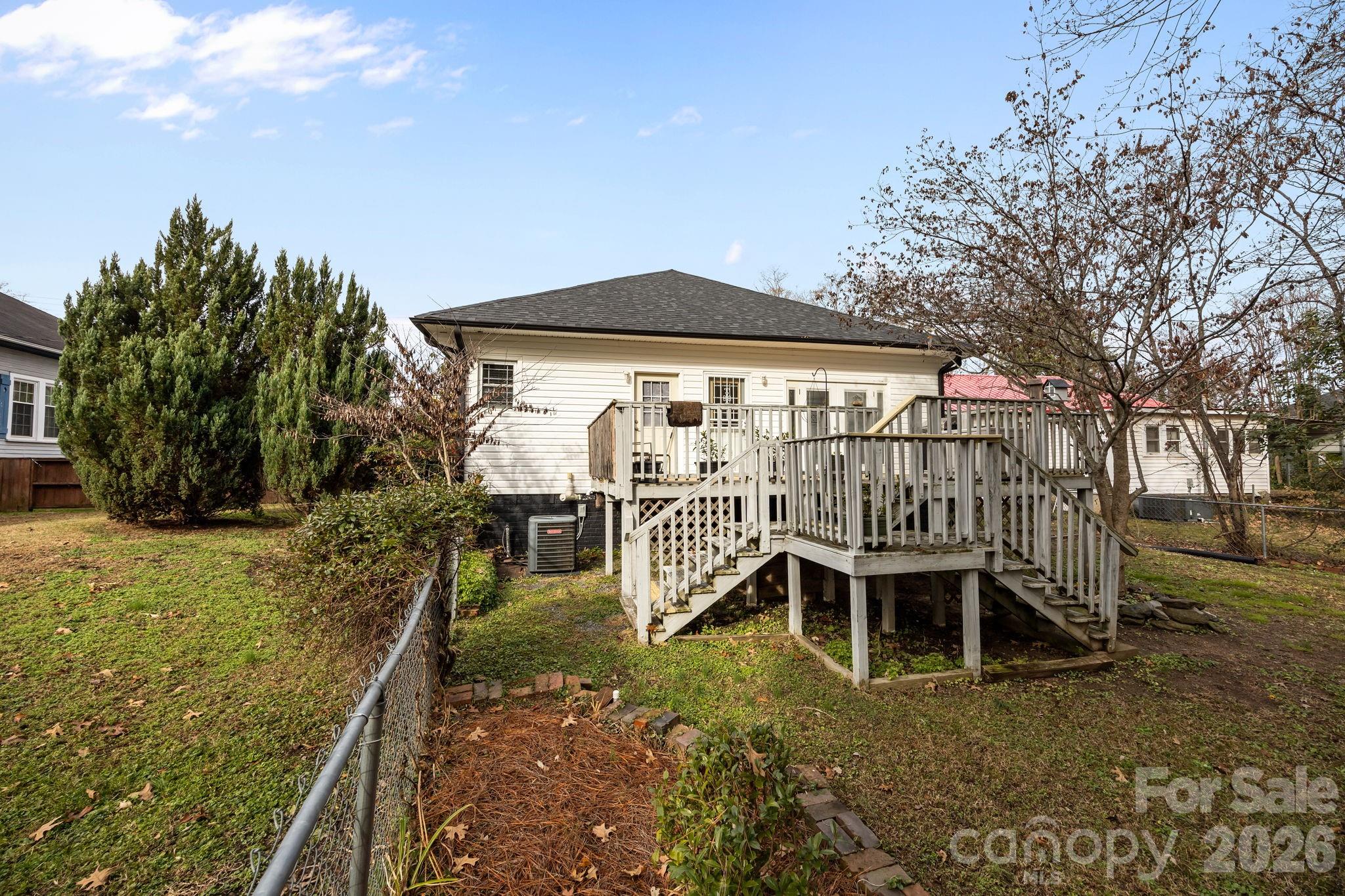 1223 S Lafayette Street Shelby NC 28152