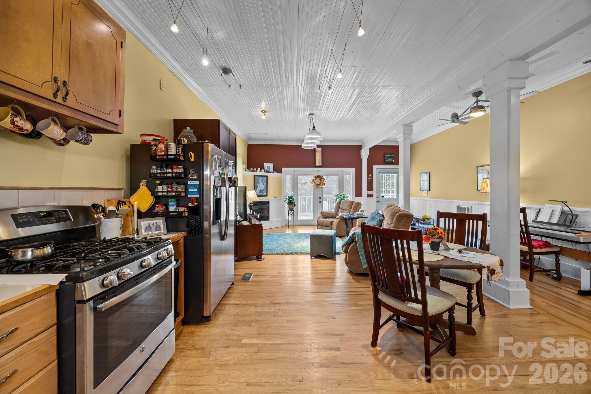 1223 S Lafayette Street Shelby NC 28152