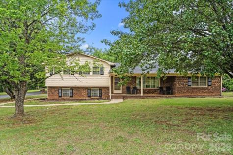 1527 Rhyne Street Shelby NC 28152