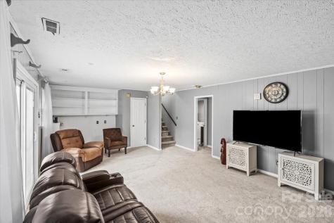 1527 Rhyne Street Shelby NC 28152