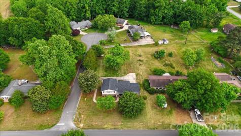 1527 Rhyne Street Shelby NC 28152