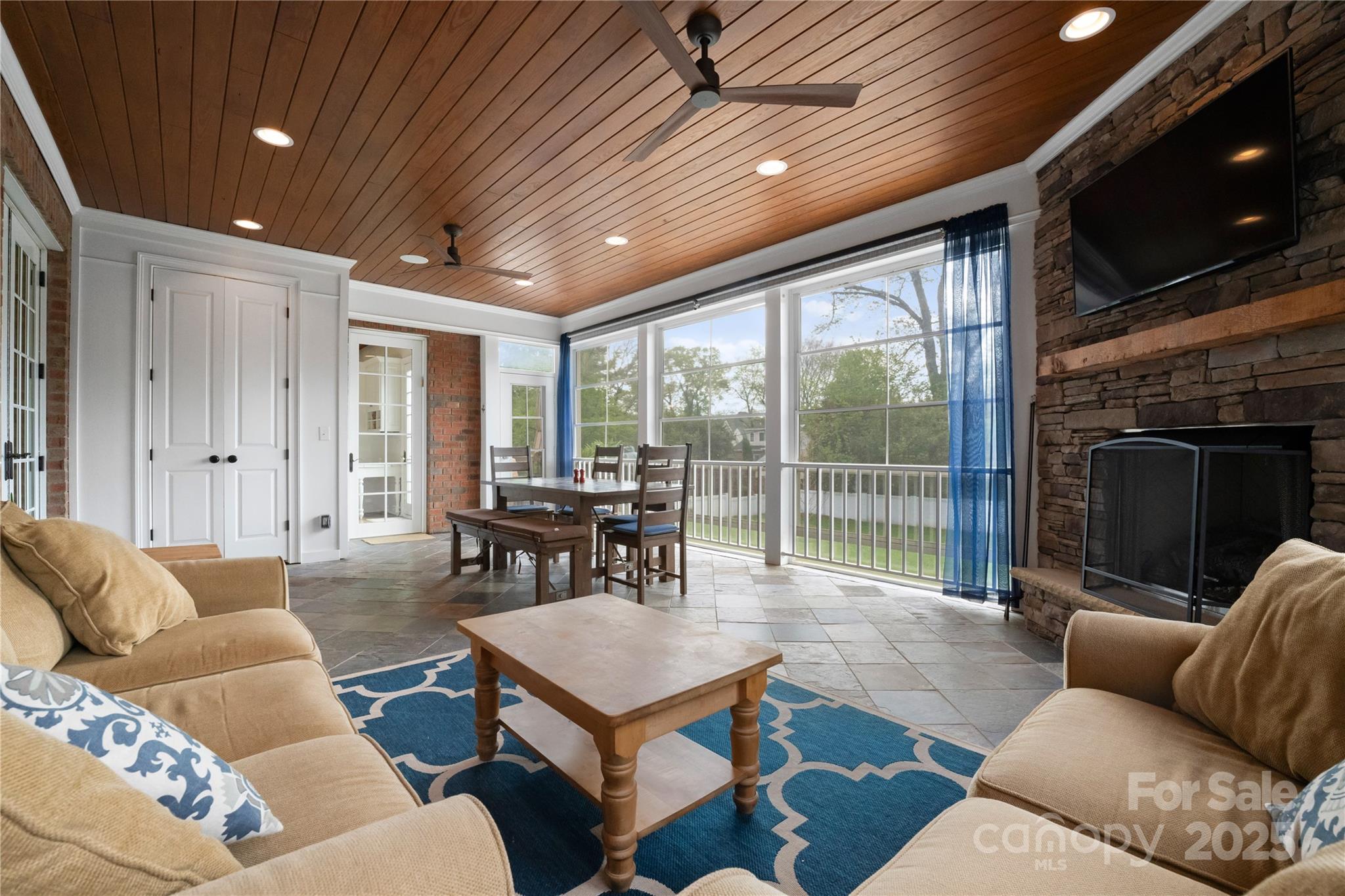 1754 Sterling Road Charlotte NC 28209