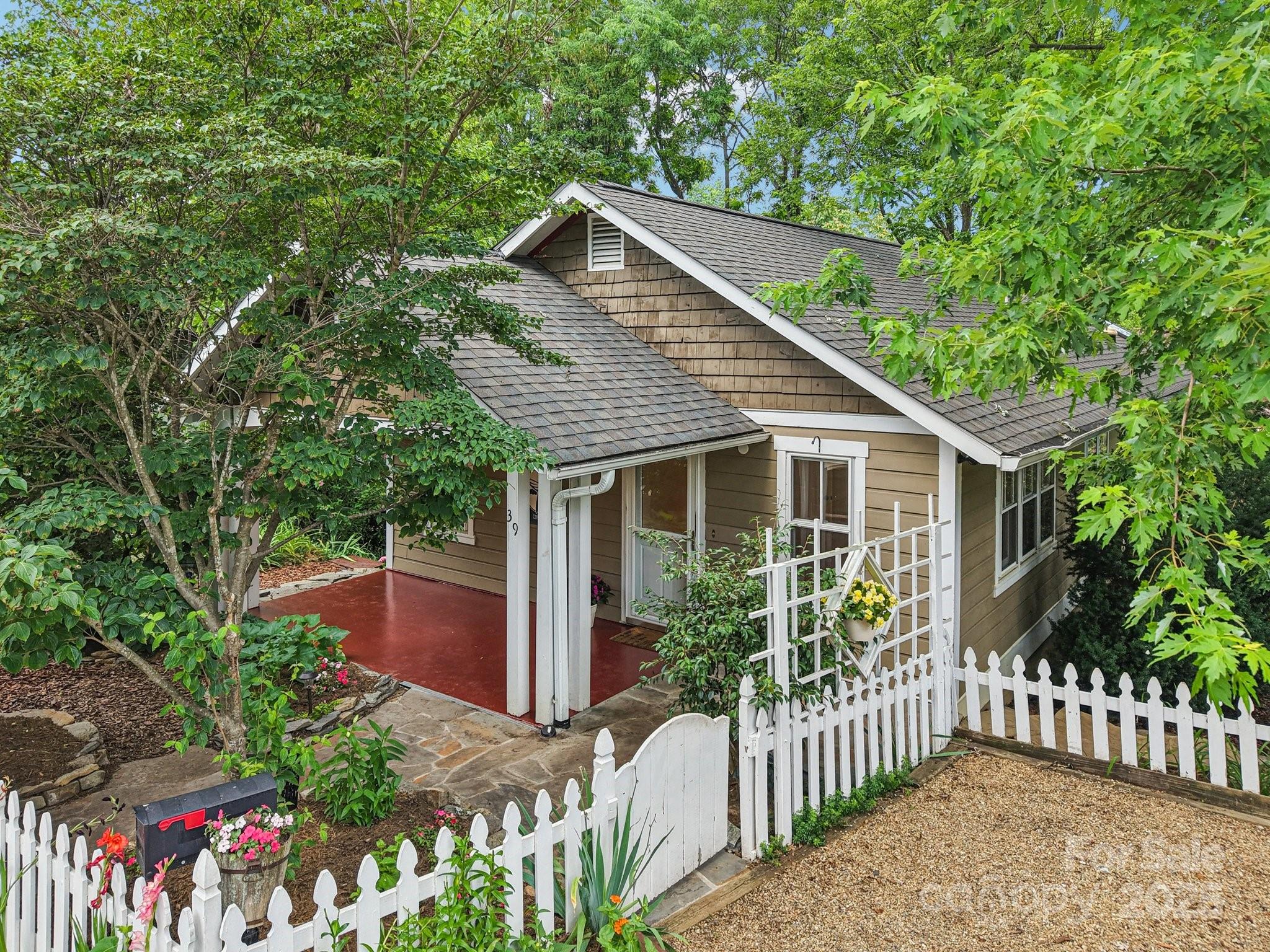 39 Short Street Asheville NC 28801