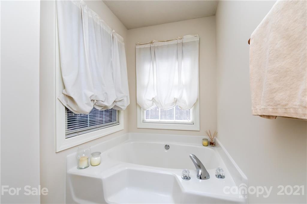 108 Pondridge Lane Mooresville NC 28117