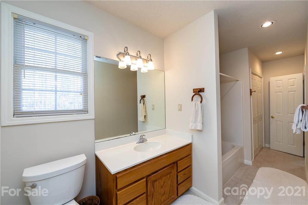 108 Pondridge Lane Mooresville NC 28117