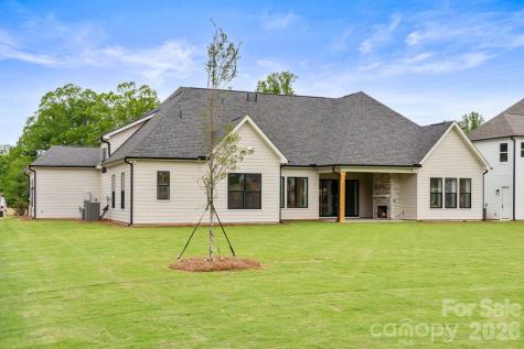 1008 Courtney Lane Wesley Chapel NC 28173