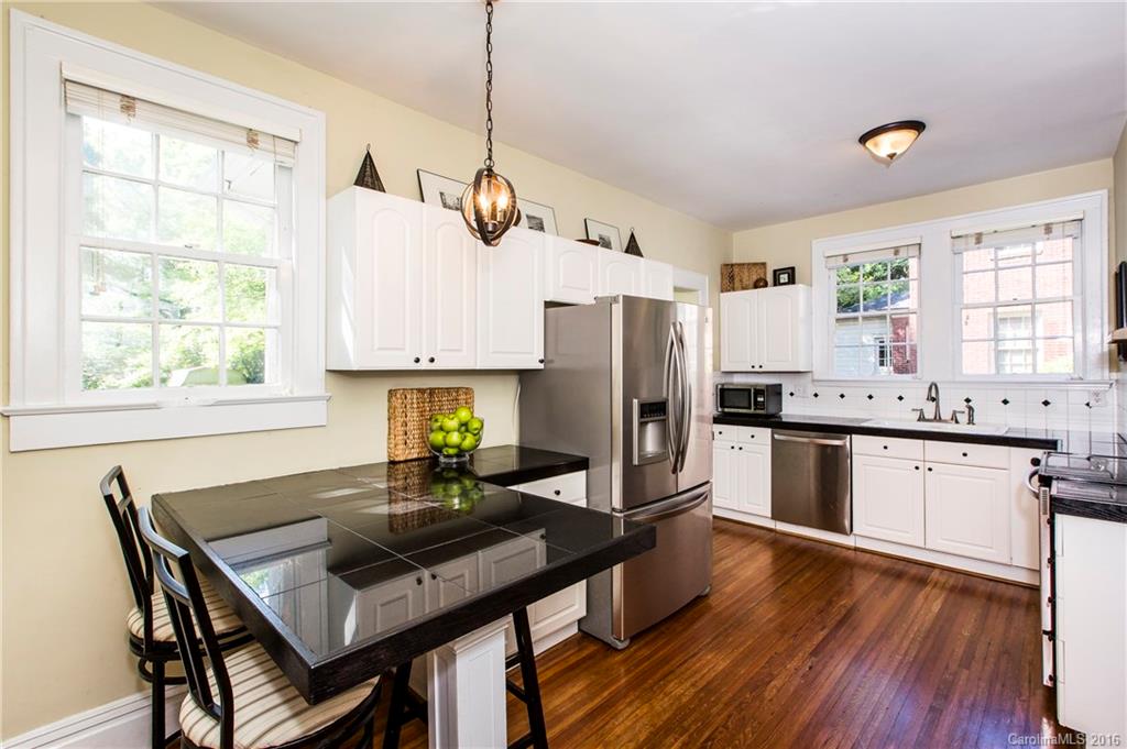 2225 Crescent Avenue Charlotte NC 28207