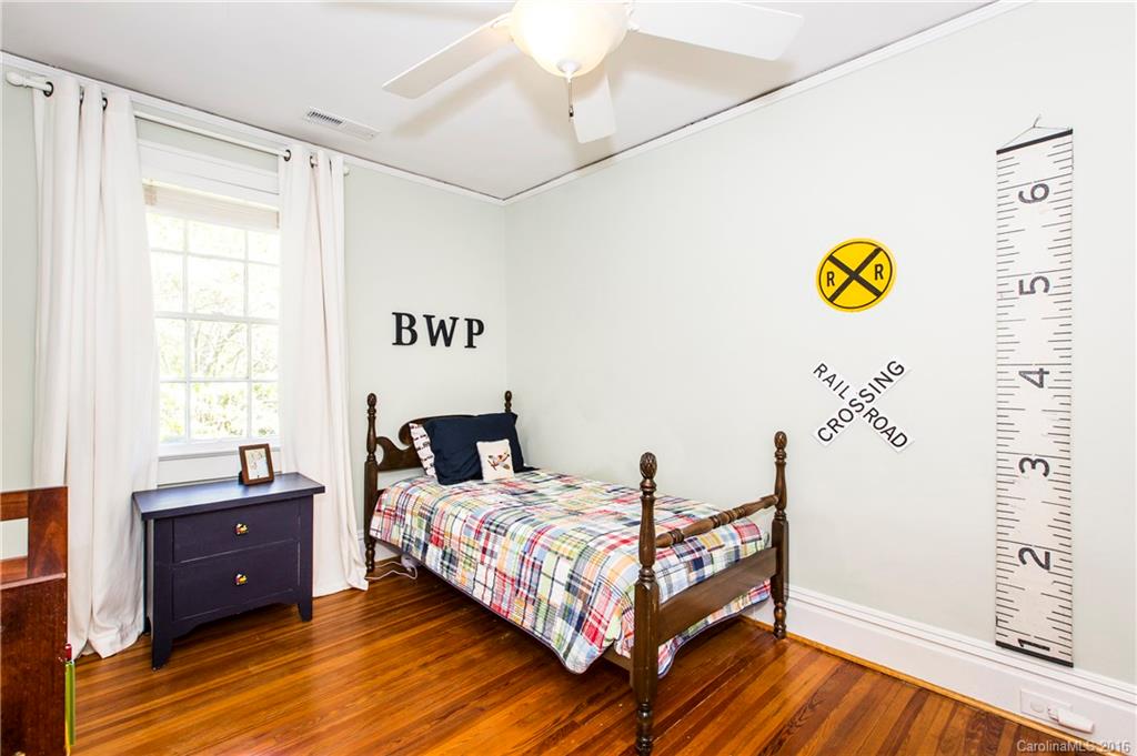 2225 Crescent Avenue Charlotte NC 28207