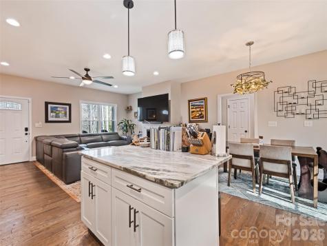 1711 Plantation Loop Morganton NC 28655