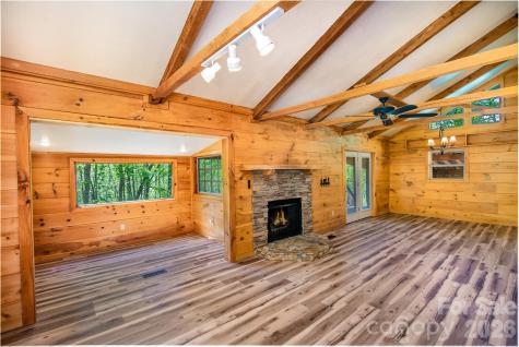 298 Timbuktu Road Sylva NC 28779