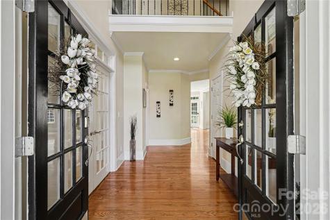 2312 Cota Court Charlotte NC 28262