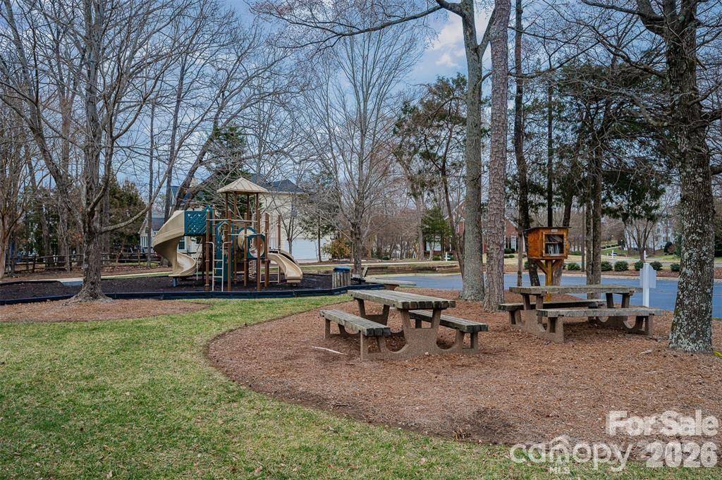 2312 Cota Court Charlotte NC 28262