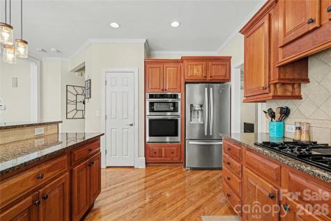 2312 Cota Court Charlotte NC 28262