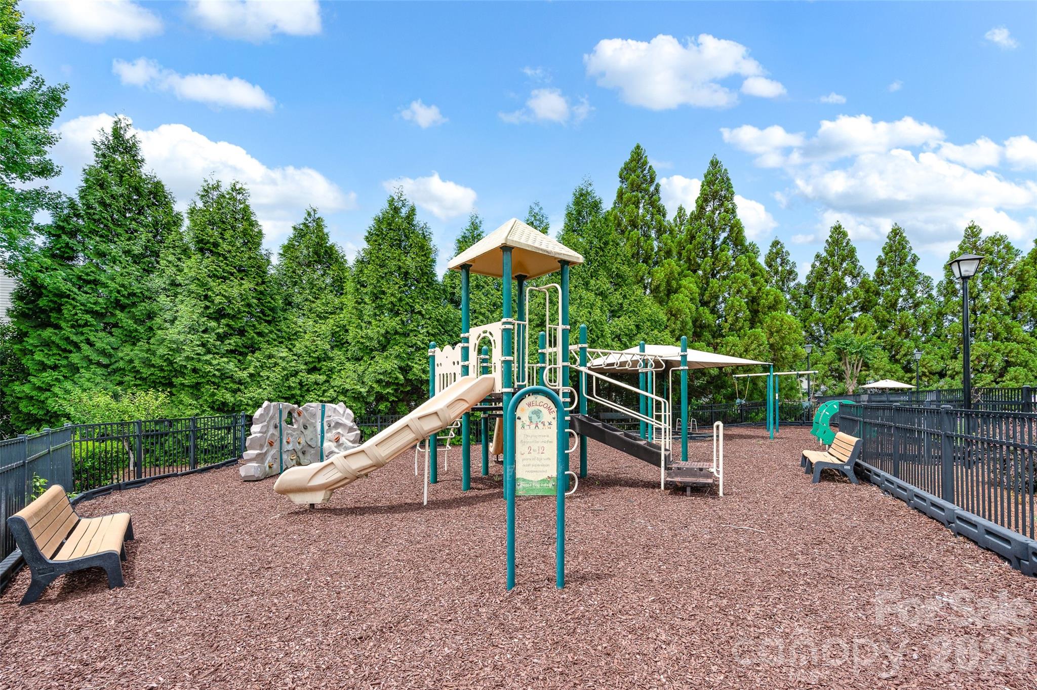 2012 Arbor Vista Drive Charlotte NC 28262