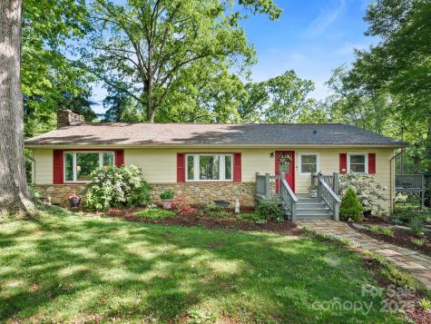 52 Fairway Drive Asheville NC 28805