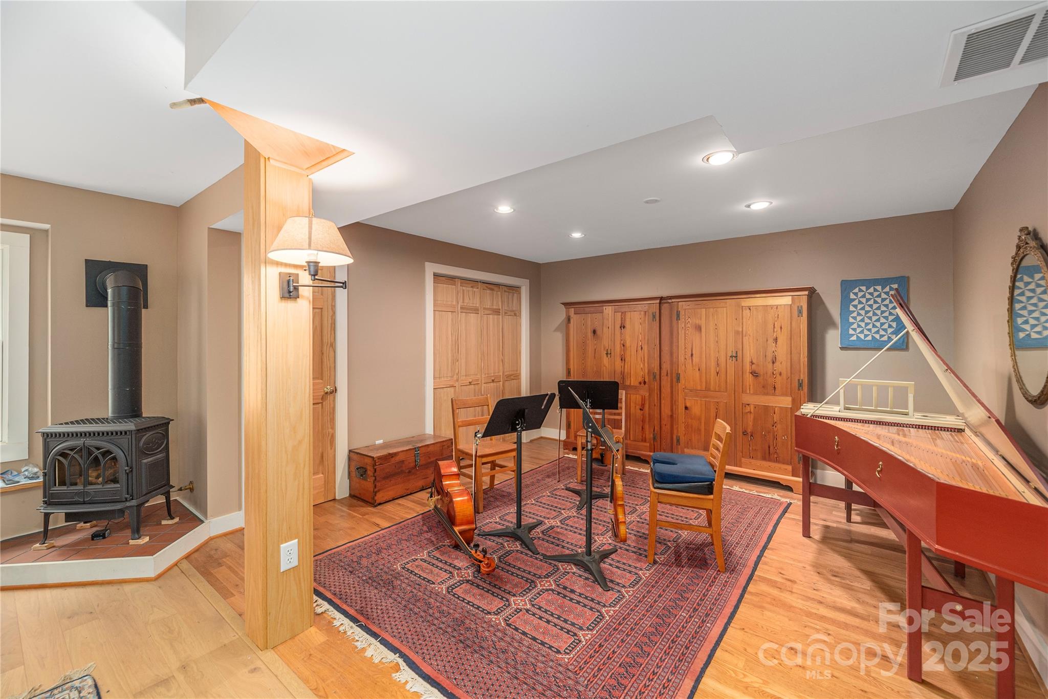 17 Red Oak Lane Alexander NC 28701