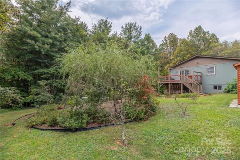 17 Red Oak Lane Alexander NC 28701