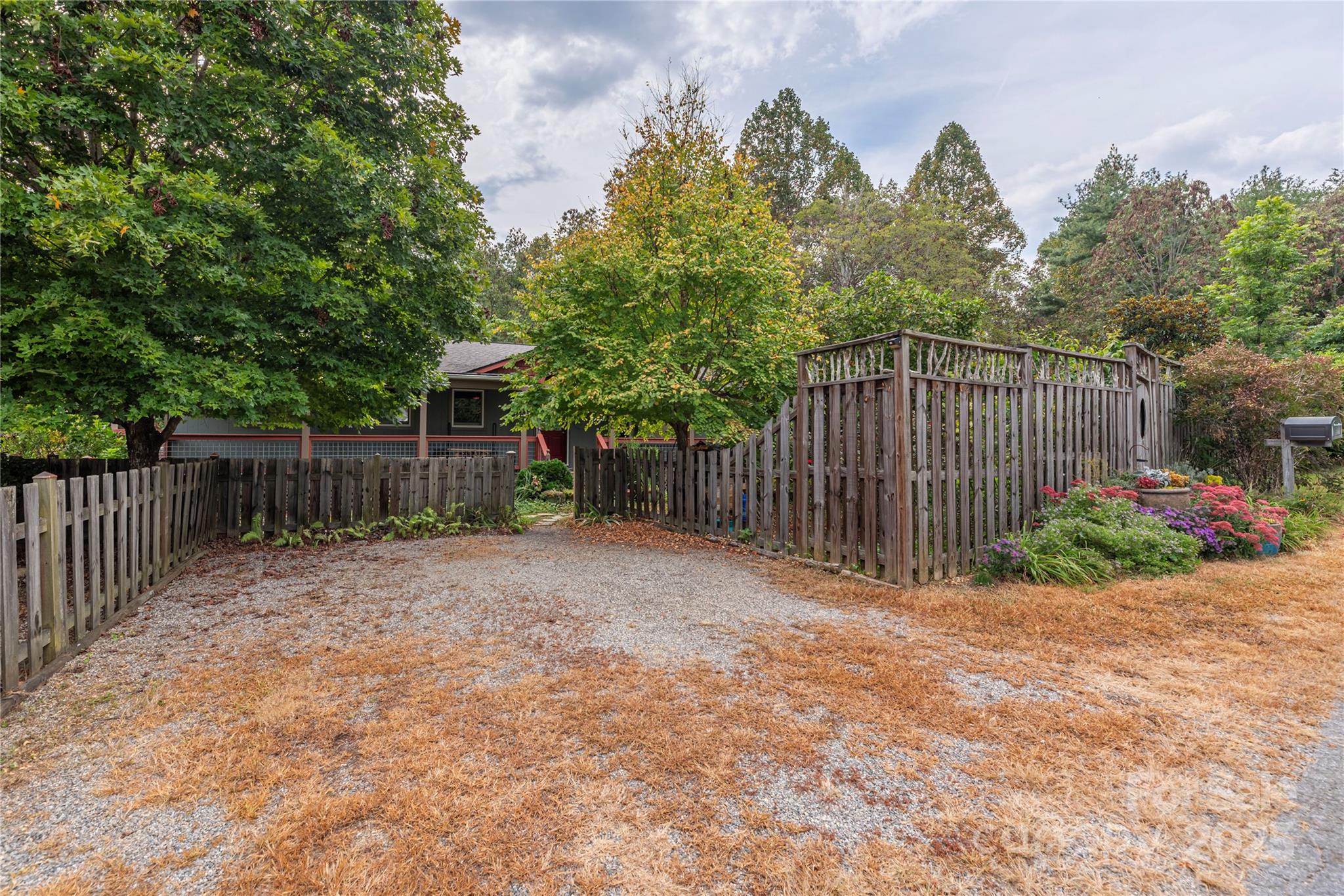 17 Red Oak Lane Alexander NC 28701