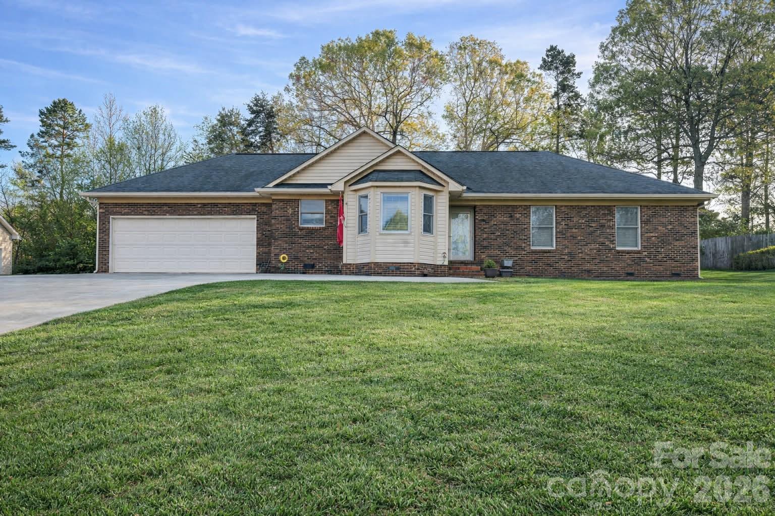 7004 Forest Hills Drive Denver NC 28037