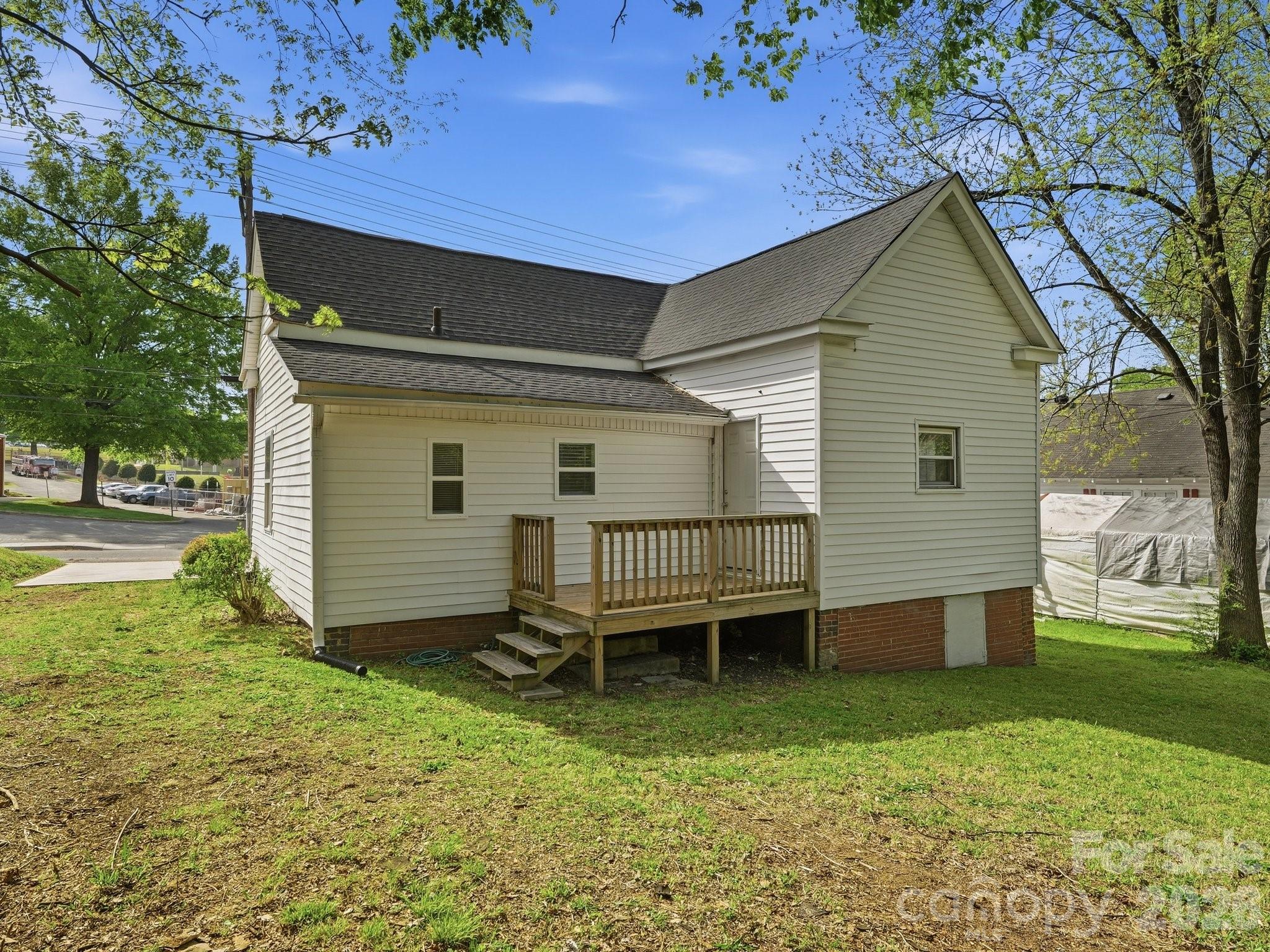 158 NW Academy Street Concord NC 28025