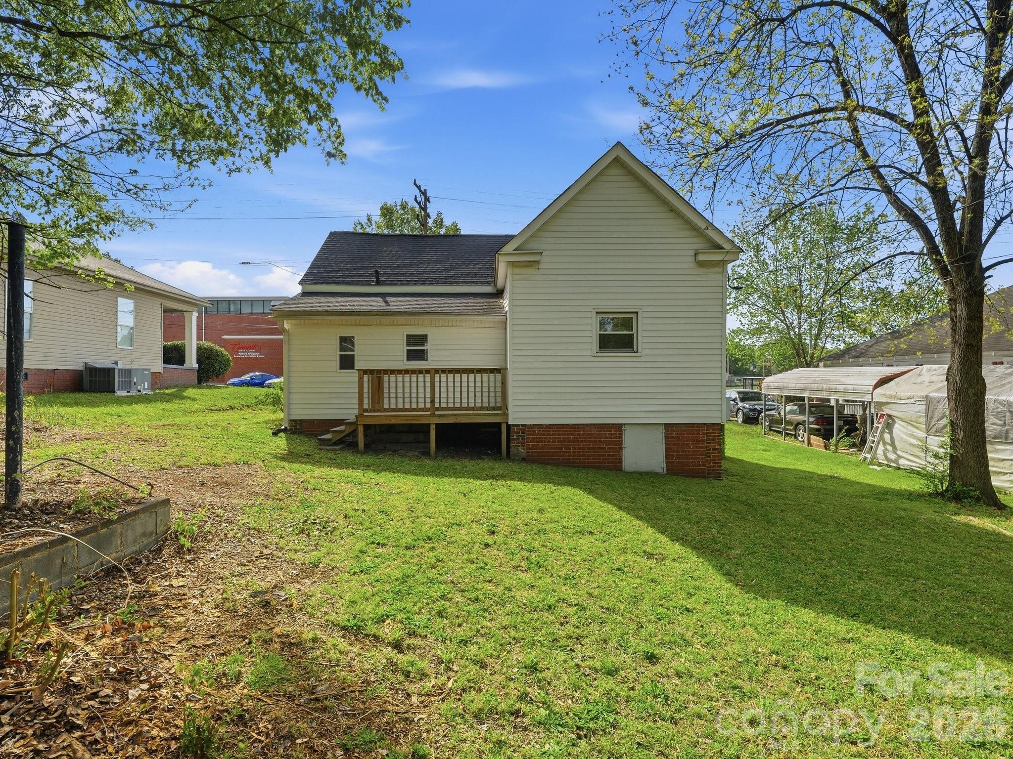 158 NW Academy Street Concord NC 28025