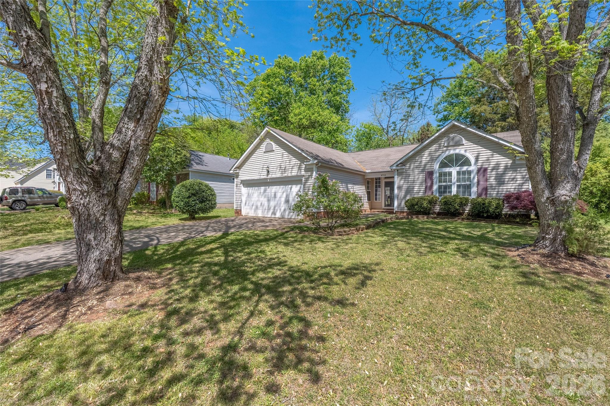 9713 Veronica Drive Charlotte NC 28215