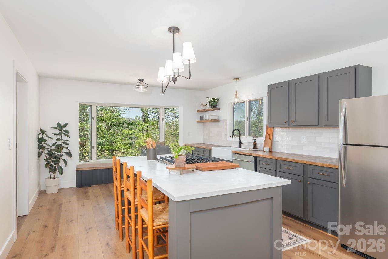 431 Pleasant Grove Road Hendersonville NC 28739