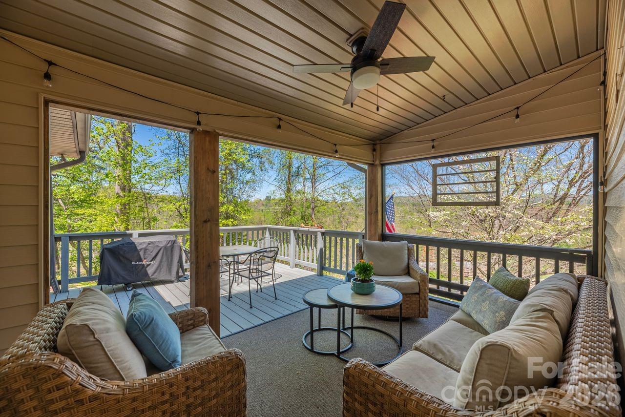 431 Pleasant Grove Road Hendersonville NC 28739