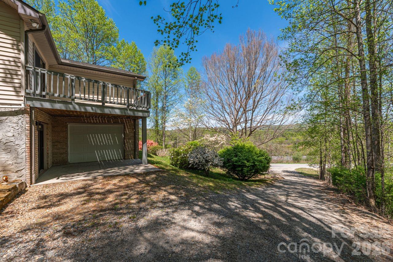 431 Pleasant Grove Road Hendersonville NC 28739