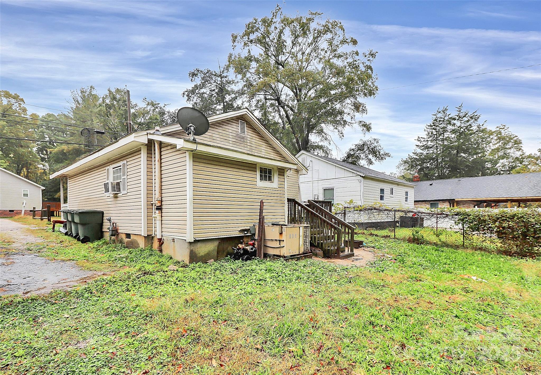 1104 W Davidson Avenue Gastonia NC 28052
