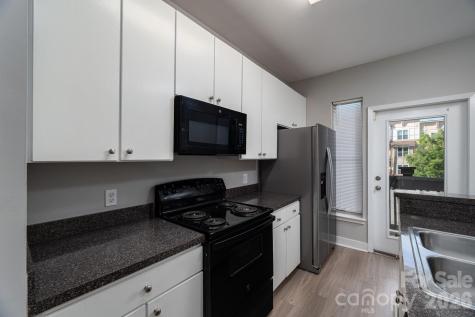 1012 Skyline View Way Charlotte NC 28204