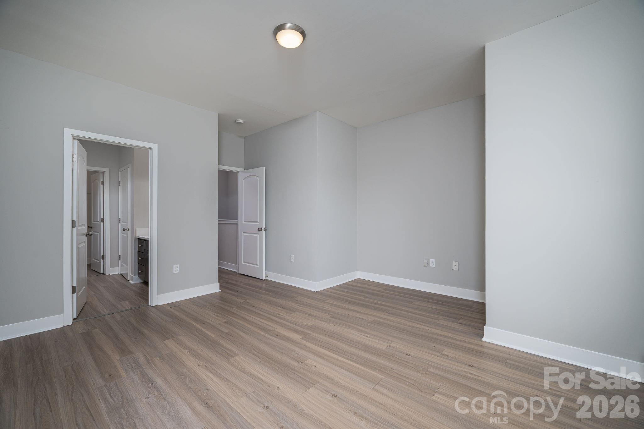 1012 Skyline View Way Charlotte NC 28204