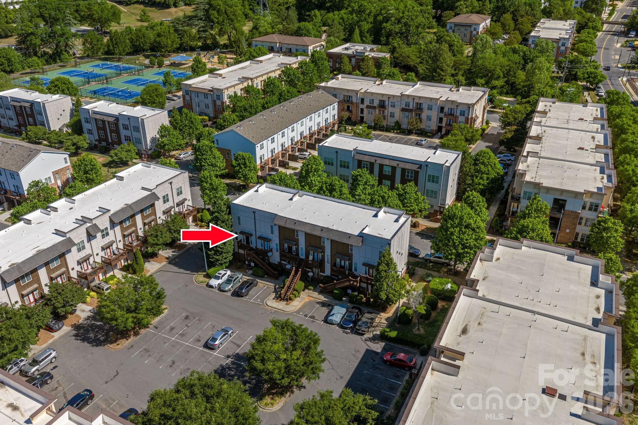 1012 Skyline View Way Charlotte NC 28204