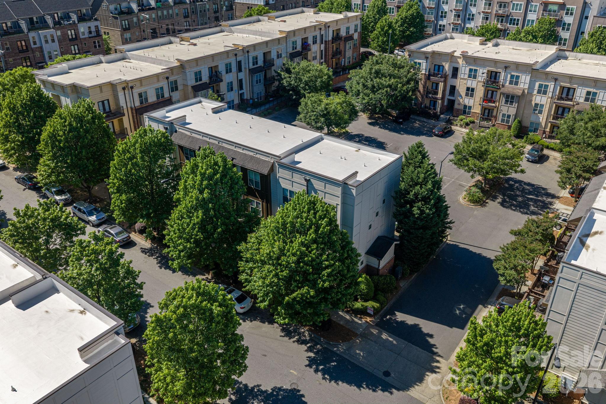 1012 Skyline View Way Charlotte NC 28204