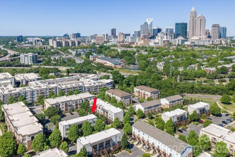 1012 Skyline View Way Charlotte NC 28204