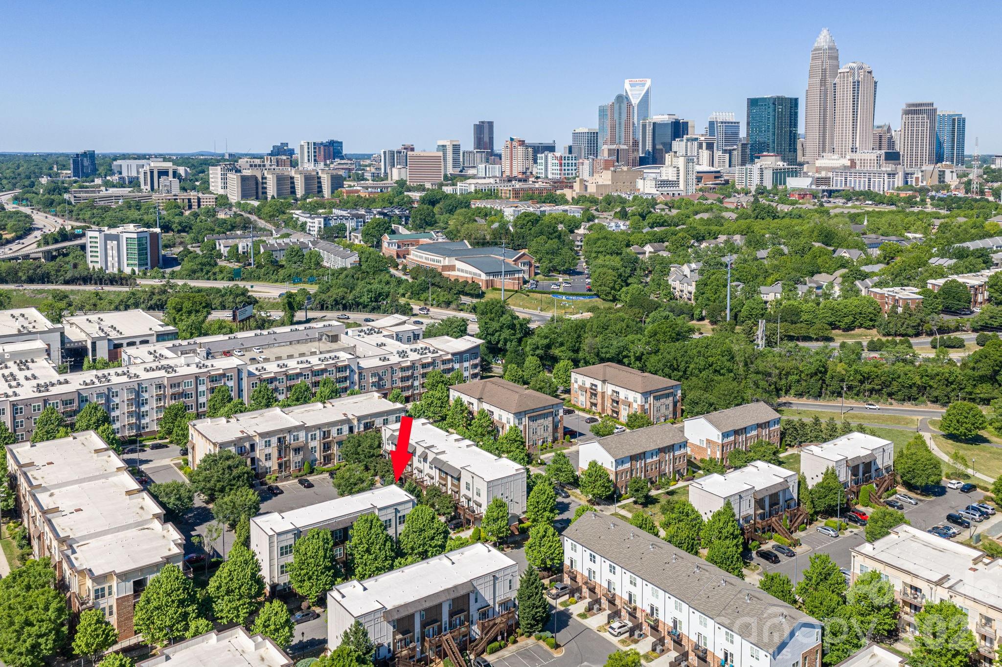 1012 Skyline View Way Charlotte NC 28204