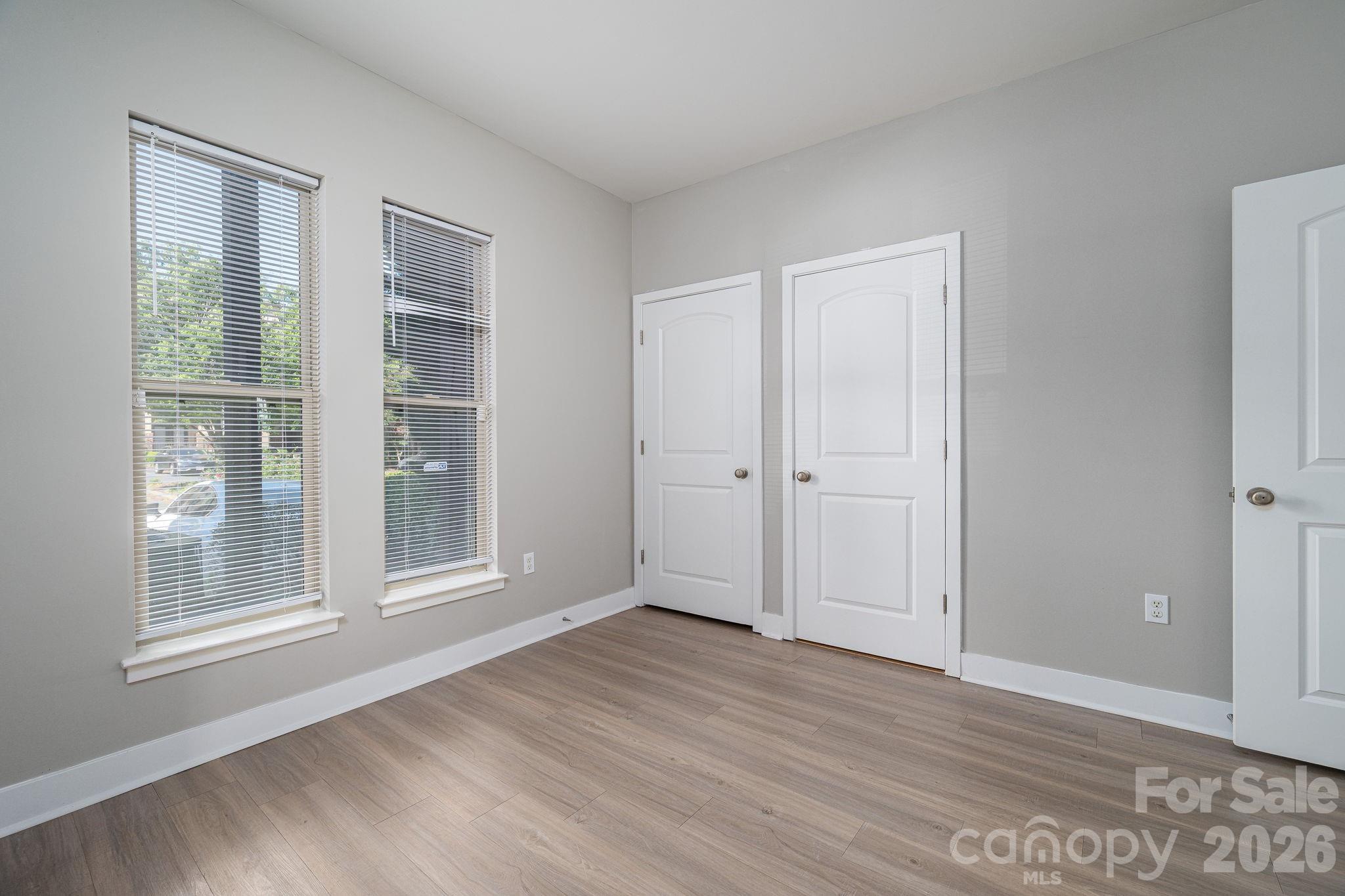 1012 Skyline View Way Charlotte NC 28204
