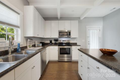 40 Hyde Park Place Arden NC 28704