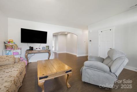 40 Hyde Park Place Arden NC 28704