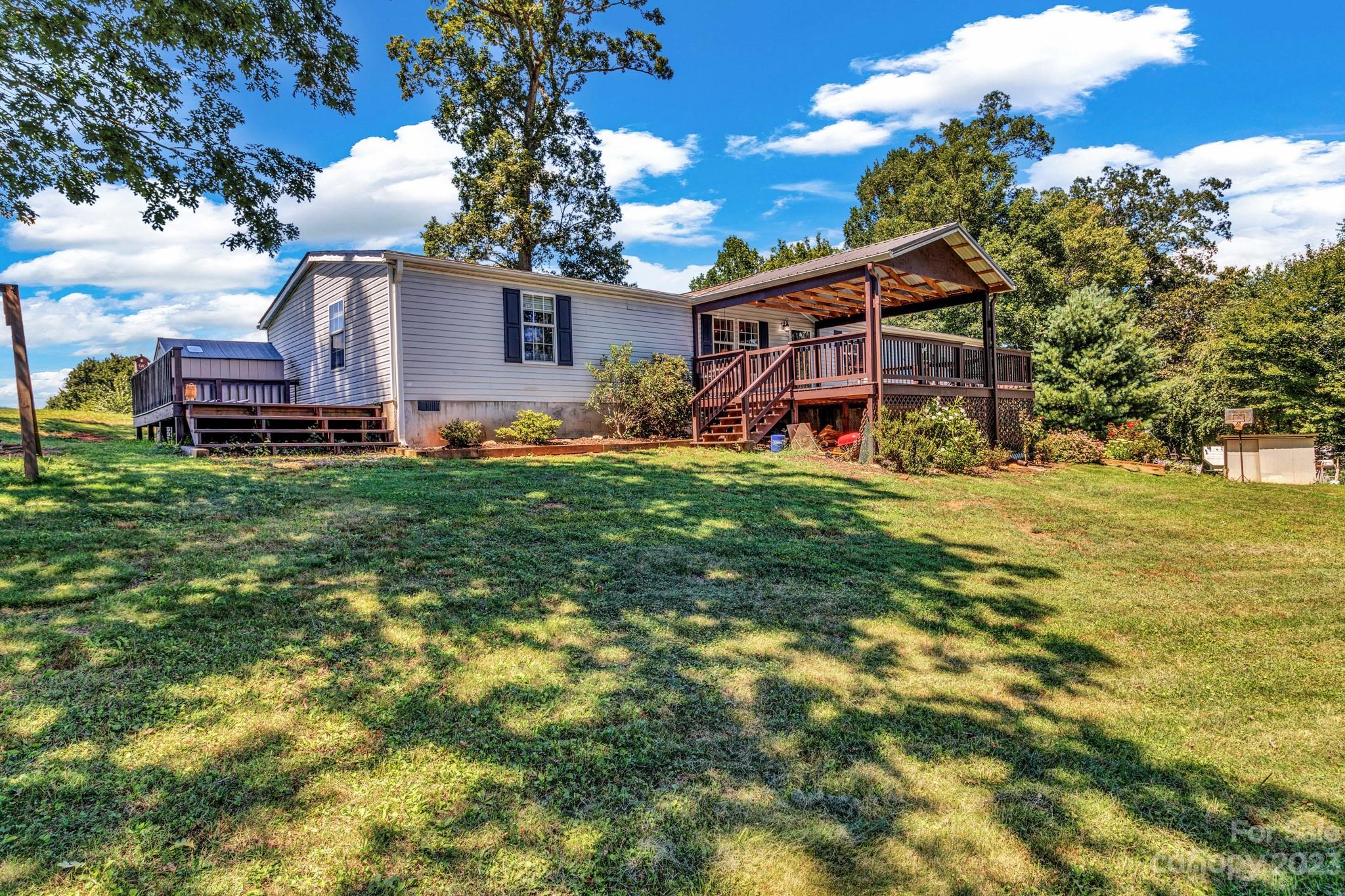 30 Frank Lawson Lane Leicester NC 28748
