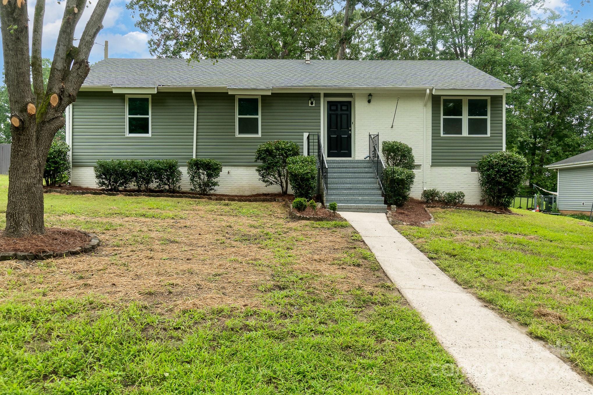 7731 Pawtuckett Road Charlotte NC 28214