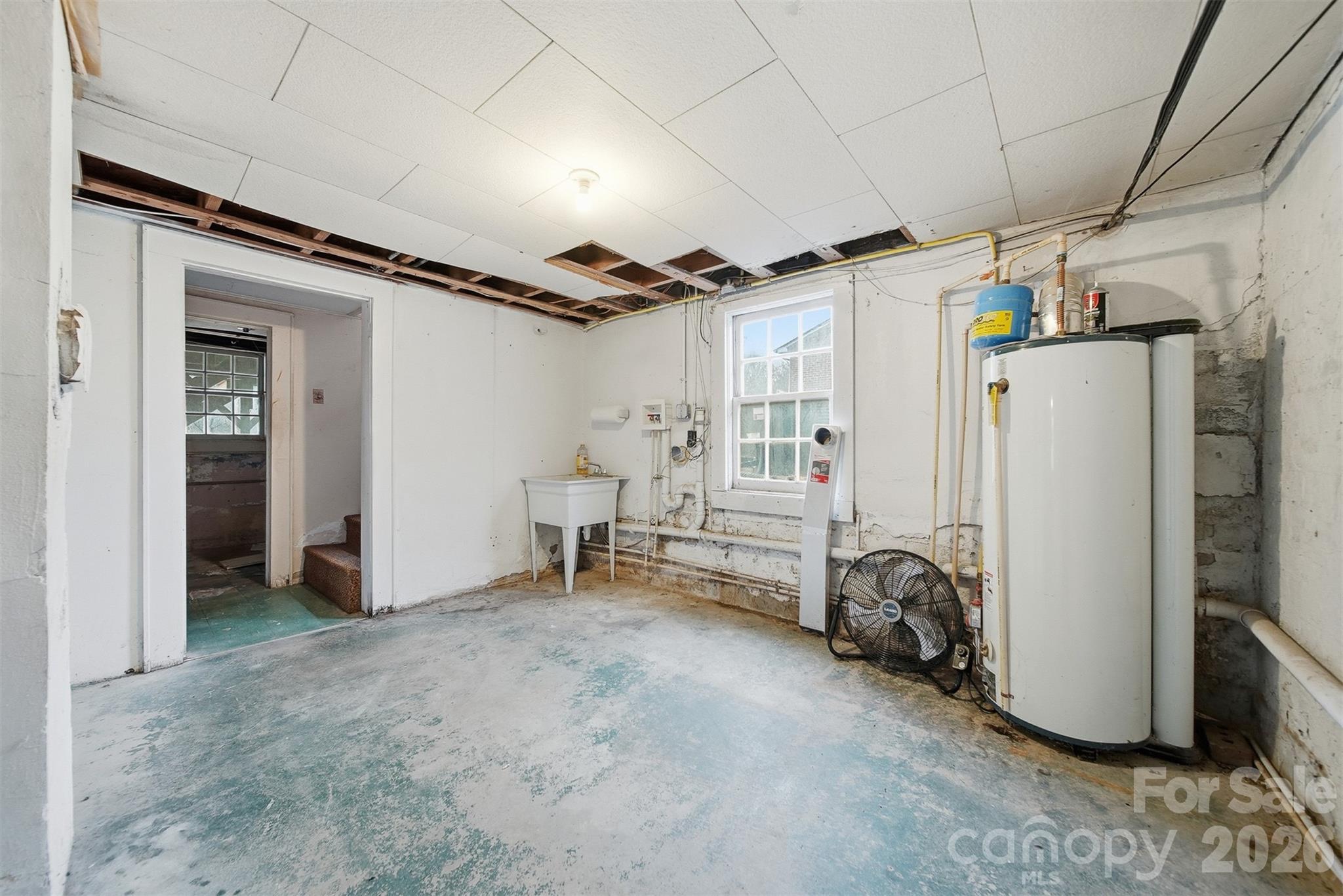 2036 4th Street NE Hickory NC 28601