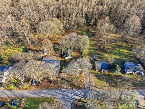 2036 4th Street NE Hickory NC 28601