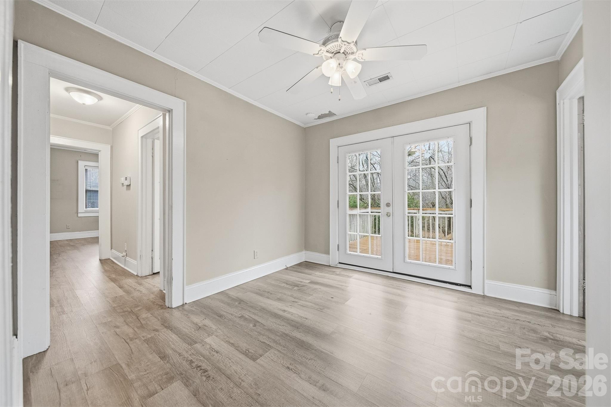 2036 4th Street NE Hickory NC 28601