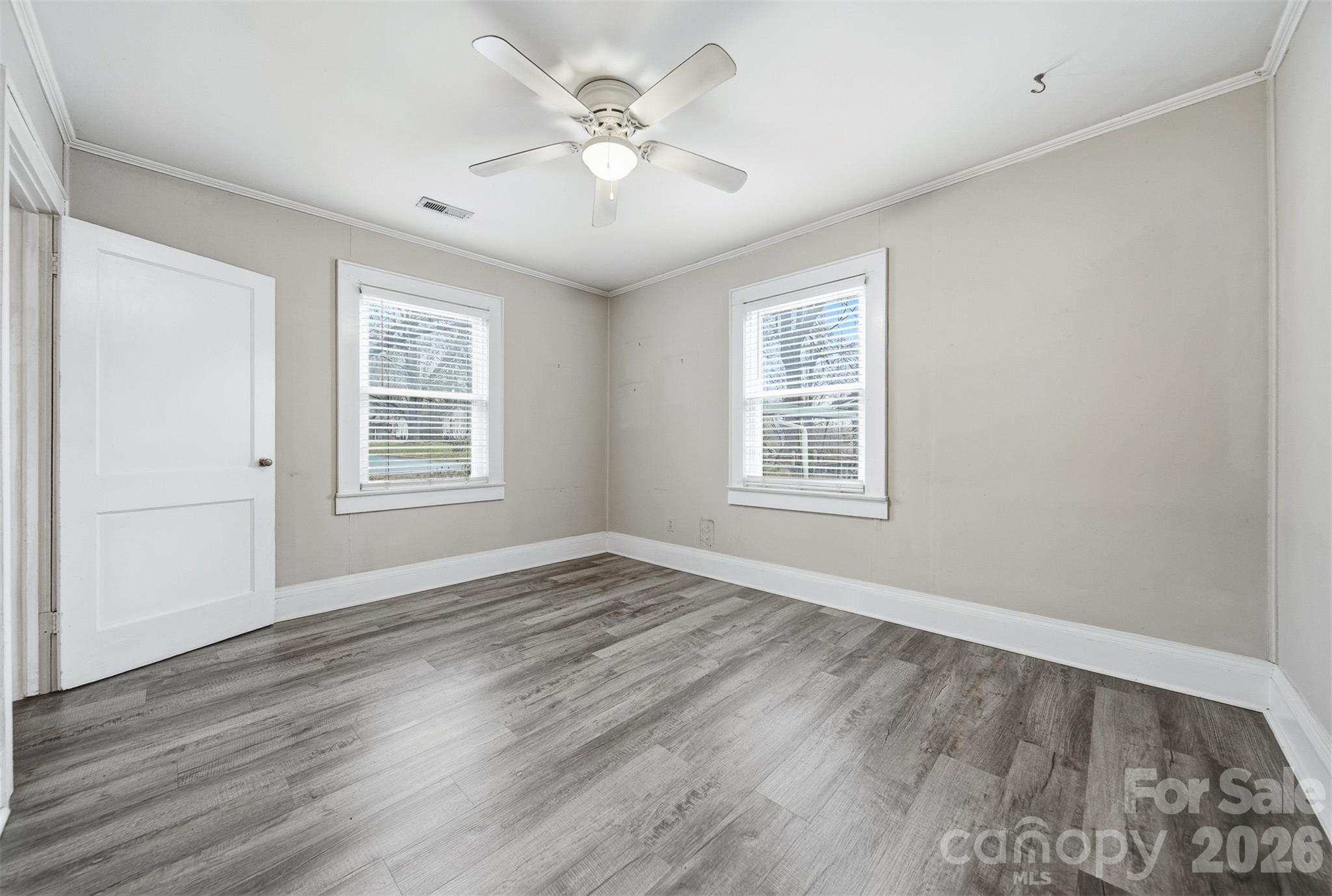2036 4th Street NE Hickory NC 28601