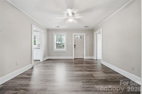 2036 4th Street NE Hickory NC 28601