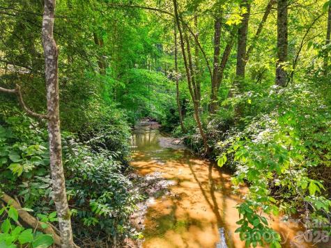 7 Firestone Court Etowah NC 28729